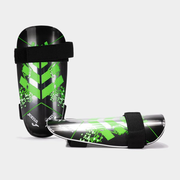 Černo-zelené chrániče holení Joma Defense Shin Guards