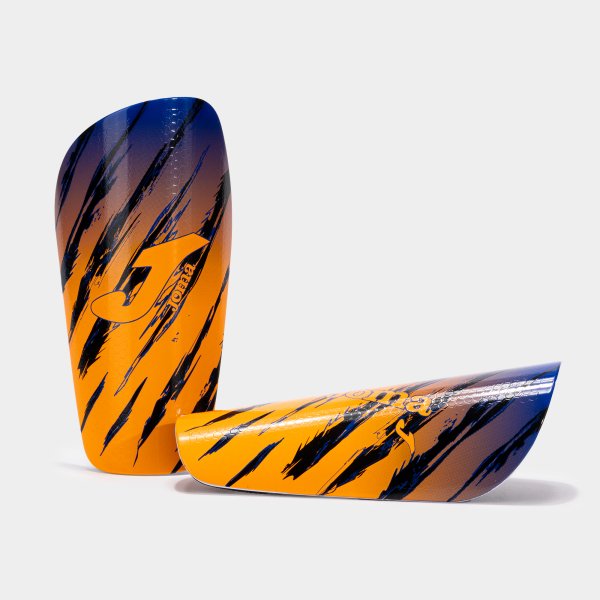 Fluo oranžové chrániče holení Joma Spider Shin Guards
